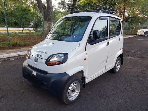 Imagen 4 de 11 de Bajaj Qute