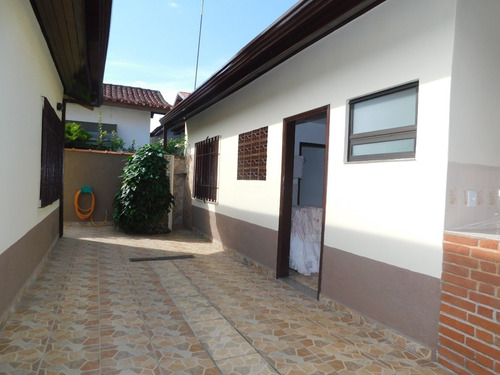 Casa Com Edícula À Venda Na Praia De Peruíbe - Litoral Sul.
