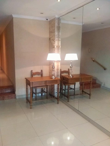 Venta Impecable Departamento 2 Ambientes