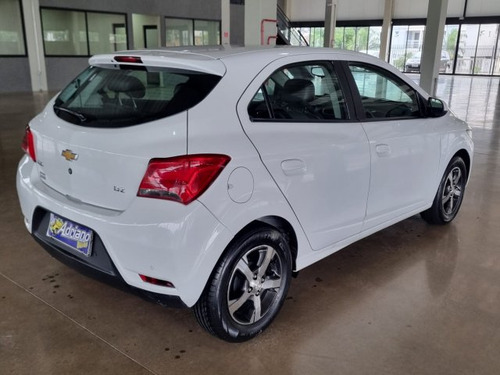 Chevrolet Onix Onix 1.4 MPFI LTZ 8V FLEX 4P AUTOMÁTICO