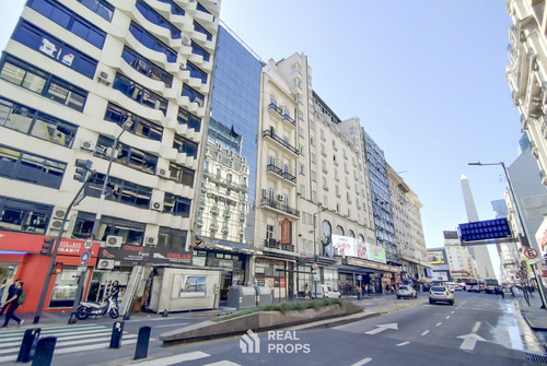 Oficina En Venta - 162 M2 - Piso Alto - Planta Libre Con Divisiones Móviles