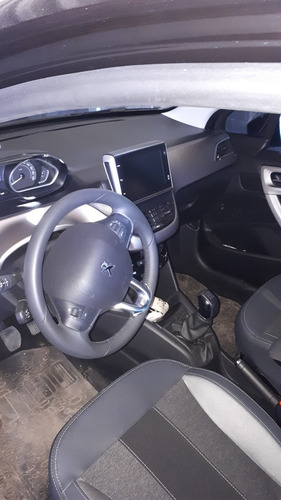 Peugeot 208 1.6 Feline 2020