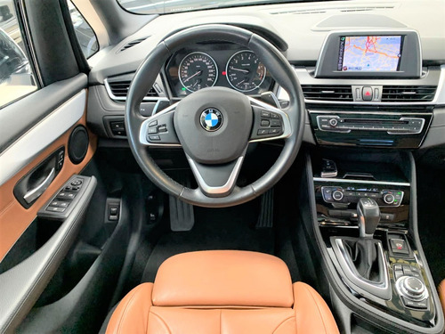 Imagem 13 de 15 de Bmw 225i