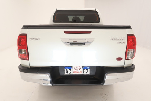 Imagen 12 de 20 de Toyota Hilux Srx 2.8 Dc 4x2 At