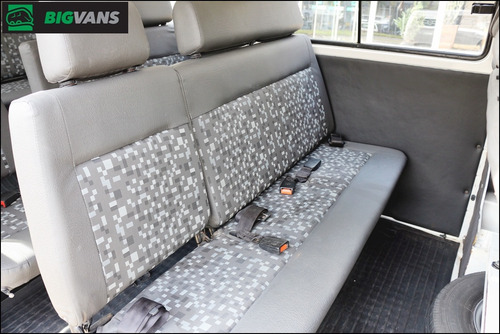 Kombi 2012 Lotação 1.4 Flex 12 Lugares Branca (2082)