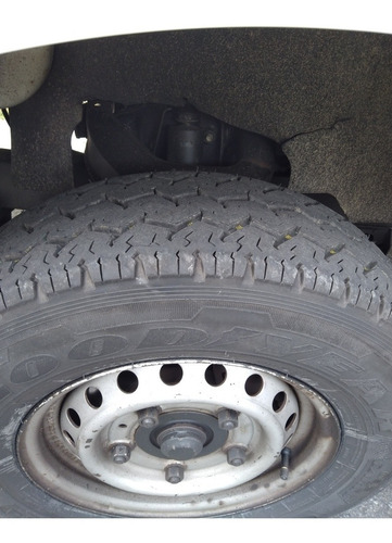 Imagem 8 de 11 de Kia Bongo K2500