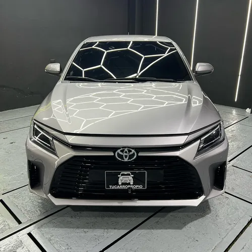 Toyota Yaris G 2024