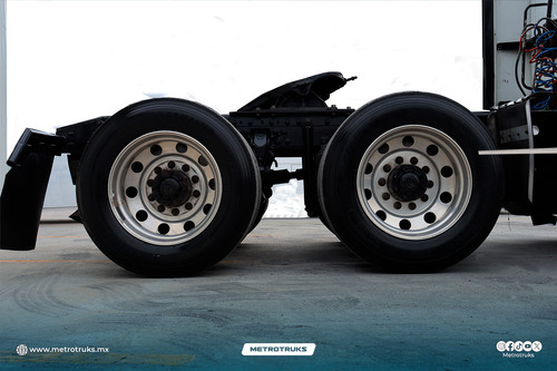 International Prostar 450 Isx Hi-rise Std., 02 Ocup.