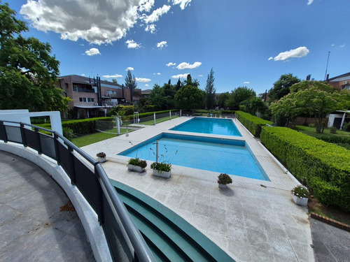 Venta Tipo Casa 3 Amb C/cochera, Jardín Y Parrilla Pilar