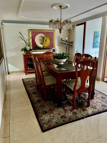 Casa En Venta En El Poblado. Cod V12459