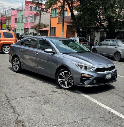 Imagen 7 de 15 de Kia Forte
