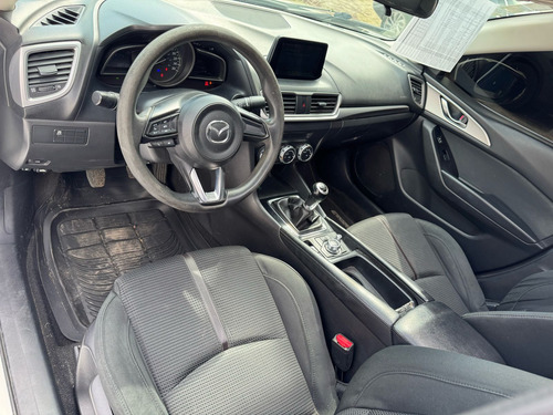 Mazda Mazda 3 2.5 I Touring Sedan Mt