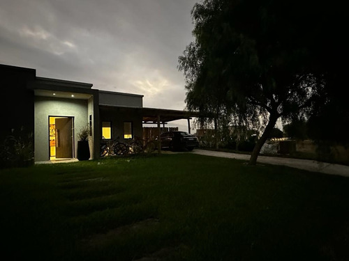 Imagen 14 de 26 de Casa Barrio Privado San Sebastian Escobar Lote Al Golf 5 Ambientes Con Pileta Climatizada