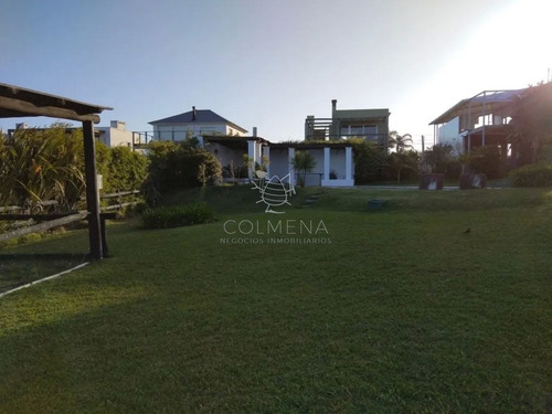 Imagen 16 de 22 de Casa De Tres Dormitorios Con Piscina En Alquiler En Manantiales