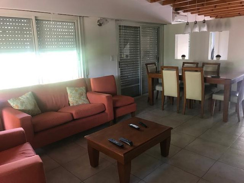 Excelente Casa Quinta Sobre Lisandro De La Torre - Tortuguitas -