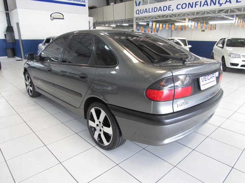 Imagem 6 de 15 de Renault Laguna Rt 2.0 4p