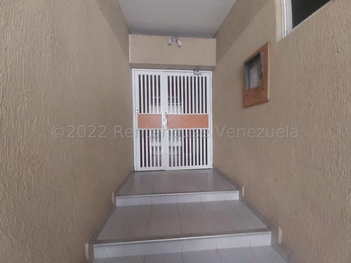 Imagen 22 de 25 de Gustavo Zavala Rentahouse 22-23915