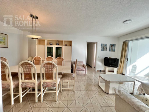 Imagen 4 de 14 de Departamento - Playa Brava