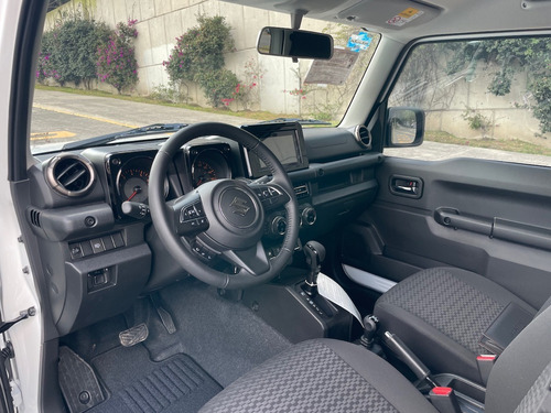 Imagen 10 de 13 de Suzuki Jimny 2022 Automatico 4x4 Nuevo Sin Rodar Estrene