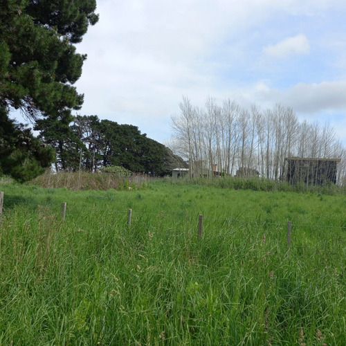 Importante Lote En Esquina Apto Para Varios Destinos - Zona: Gloria De La Peregrina