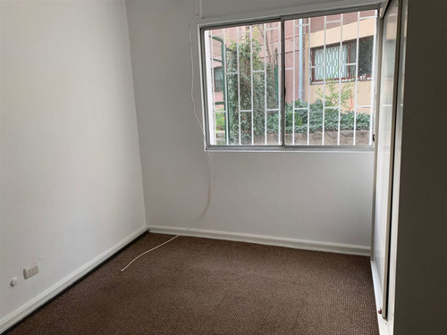 Departamento En Venta De 3 Dorm. En Providencia J80