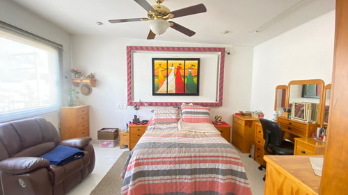 Imagen 9 de 14 de Hermosa Casa En Venta Calle Diego Nava
