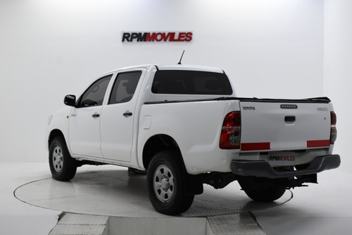 Toyota Hilux 2.5 4x2 Cabina Doble Dx 2014 Rpm Moviles