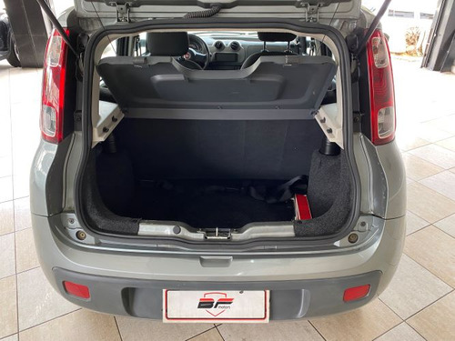 Fiat Uno Uno Vivace 1.0 8V (Flex) 4p