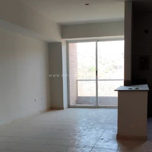 Imagen 4 de 8 de Apartamento En Alquiler En Residencias Balcones Del Viento, Naguanagua