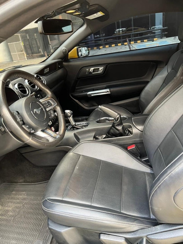 Imagen 8 de 12 de Ford Mustang 2015