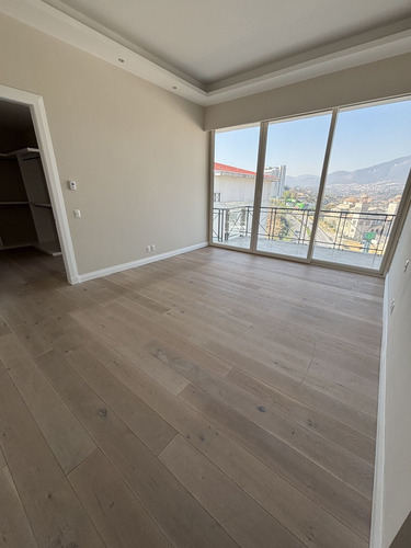 Ph En Venta Y Renta En Dos Niveles Con Terraza En Encinares