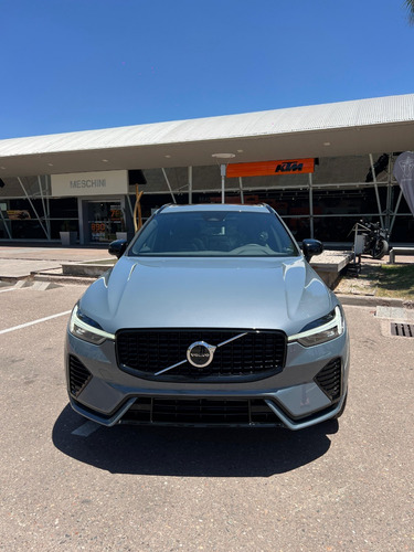 Volvo XC60 ULTIMATE DARK T8