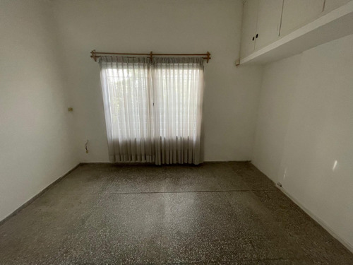 Venta En Parque Del Plata A 100 Mts De La Rambla 426pp