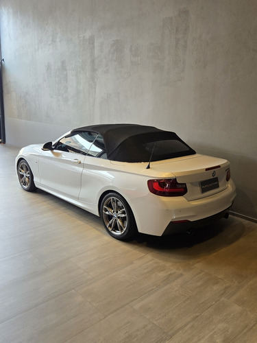 BMW Serie 2 3.0 240i M Package Cabrio
