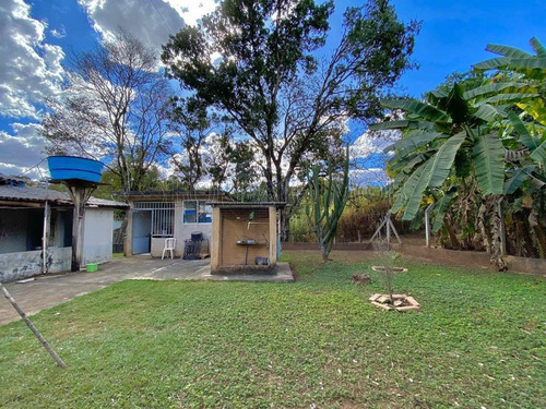 Imagem 9 de 26 de Fercal, Sobradinho Chácara Com Mais De 92 Hectares, Sendo 1.000m² De Área Útil, São 3 Quartos, Curral, Açude E Muito Mais! Estuda Permuta. - Villa129695