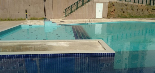 Imagem 4 de 15 de Apartamento Em Itaipava - Petrópolis - 8701