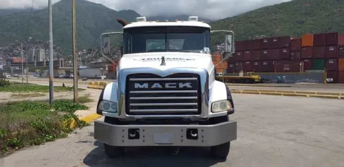 Mack Granite Camion Chuto