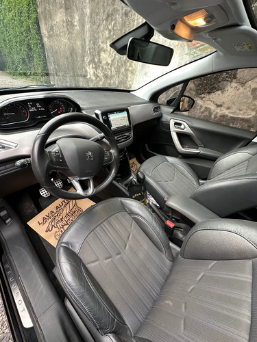 Peugeot 208 1.6 Feline