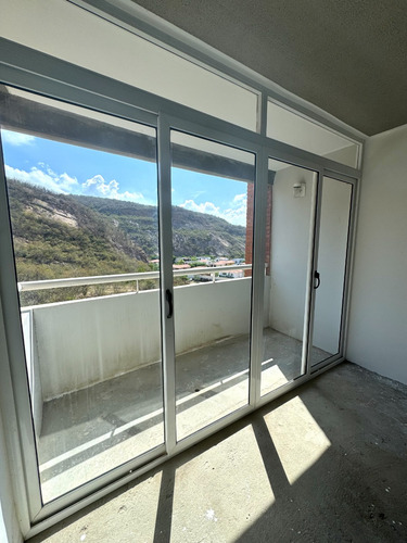Apartamento En Obra Gris En Conjunto Residencial Costarena Suites