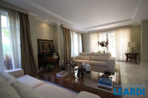 Casa Em Condomínio - Tamboré - Sp - 517012