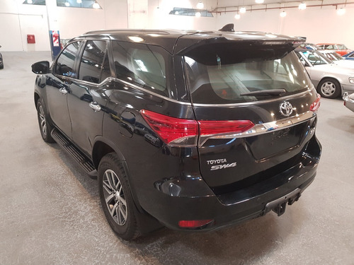 Imagen 5 de 15 de Toyota Sw4 4x4 Srx 2.8 Tdi - Blindado Rb2 - Proglassblind