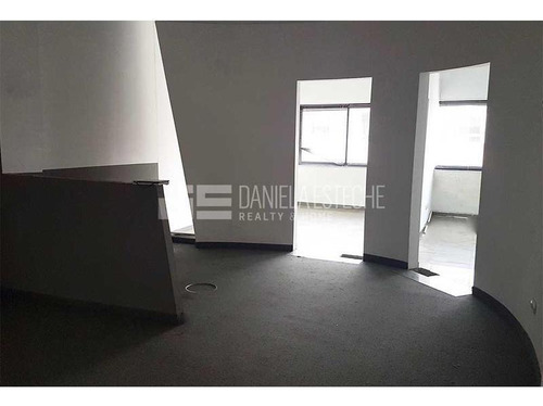Daniela Esteche Realty & Home Oficina A La Venta Office Park Plaza.