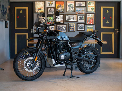 Royal Enfield Himalayan Granite Black Reserva