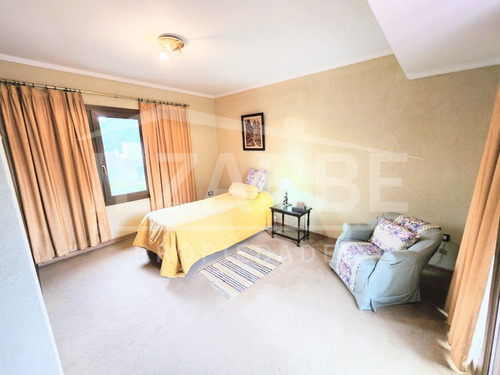 Exclusiva Casa En Country Golf Chascomús