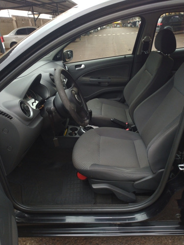 Volkswagen Gol 2011 1.0 Vht Trend Total Flex 5p