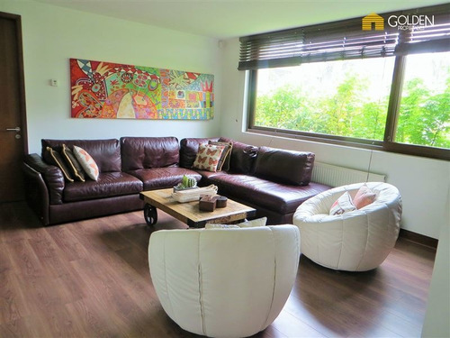 Imagen 13 de 21 de Casa En Venta De 4 Dorm. En Lo Barnechea