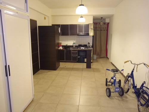 Imagen 5 de 16 de Departamento En Venta En Mataderos