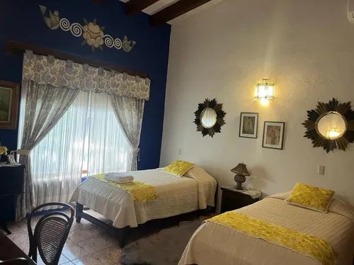 Casa Con Alberca Y 6 Recámaras En El Centro De Tequisquiapan, Querétaro