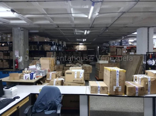 Edificio En Venta Urb. Boleíta Norte Calle Urb Industrial Albores Leoncio, Caracas
