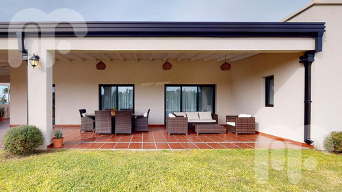 Imagen 17 de 30 de Venta Casa - Campos De Roca Ii